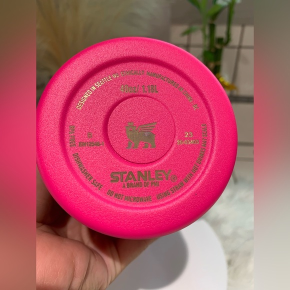 Stitch Stanley 40oz tumbler - Picture 5 of 7